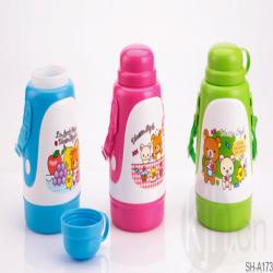 新童彩兒童水壺(旋轉